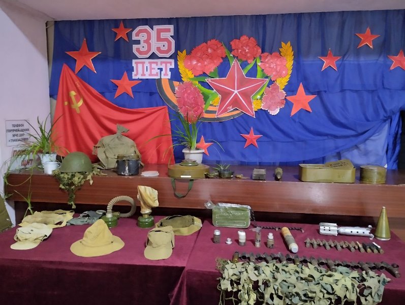 В Новоазовске состоялось мероприятии, посвященное 35-й годовщине со дня вывода Советских войск из Афганистана.