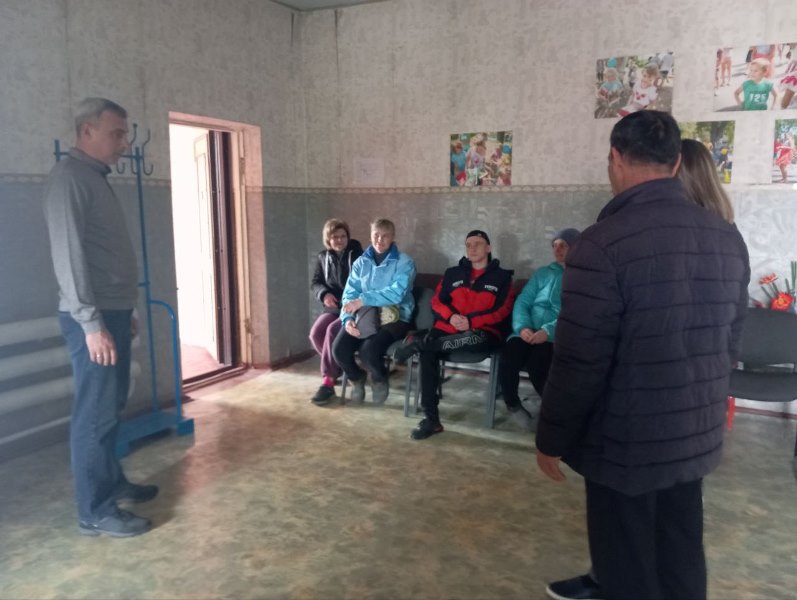 Встреча с жителями села Павлополь.