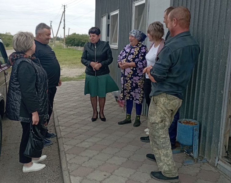 Встреча с жителями села Седово-Васильевка.